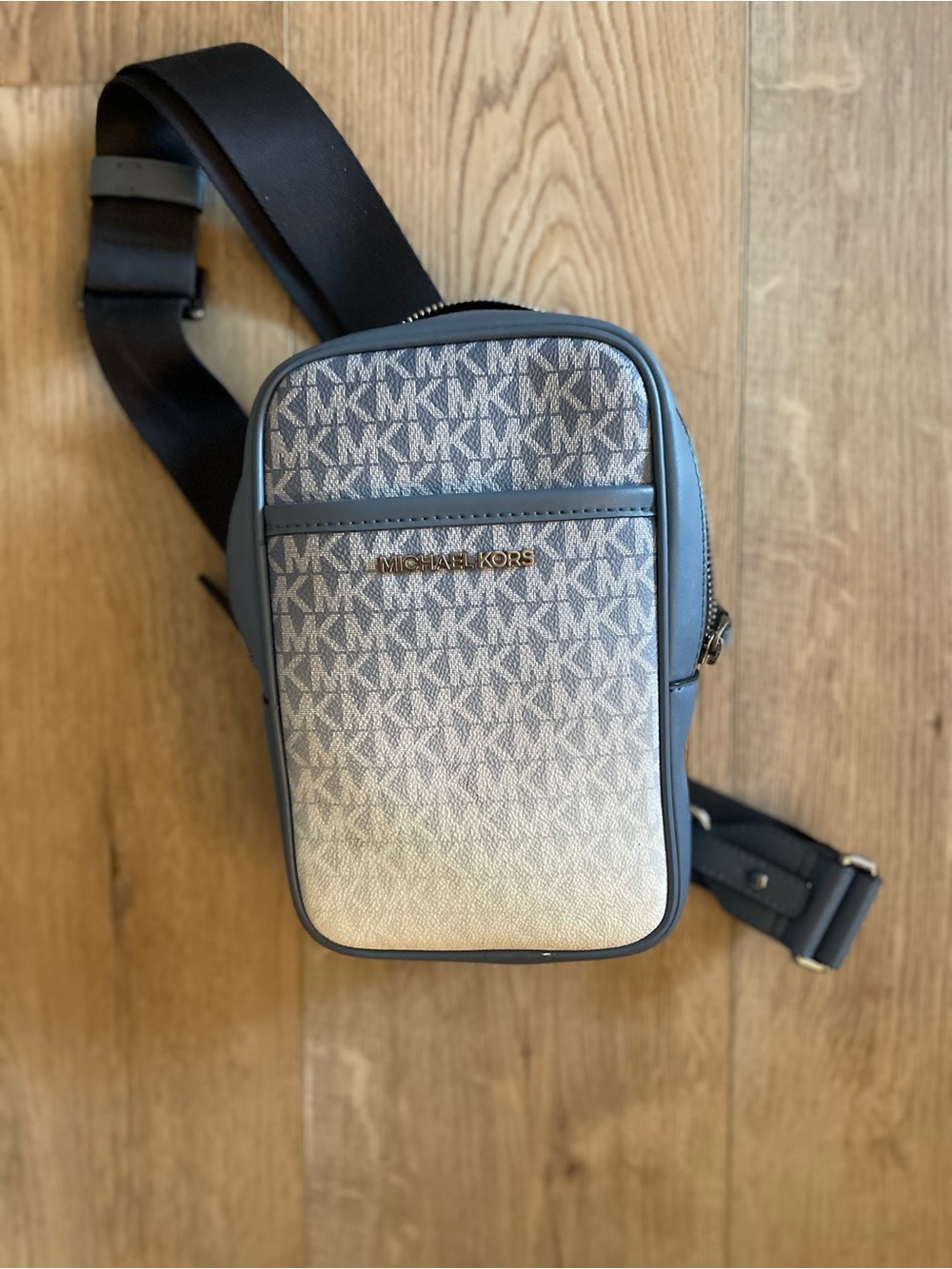 Michael Kors  MK Logo Sling Bag in Blue and White